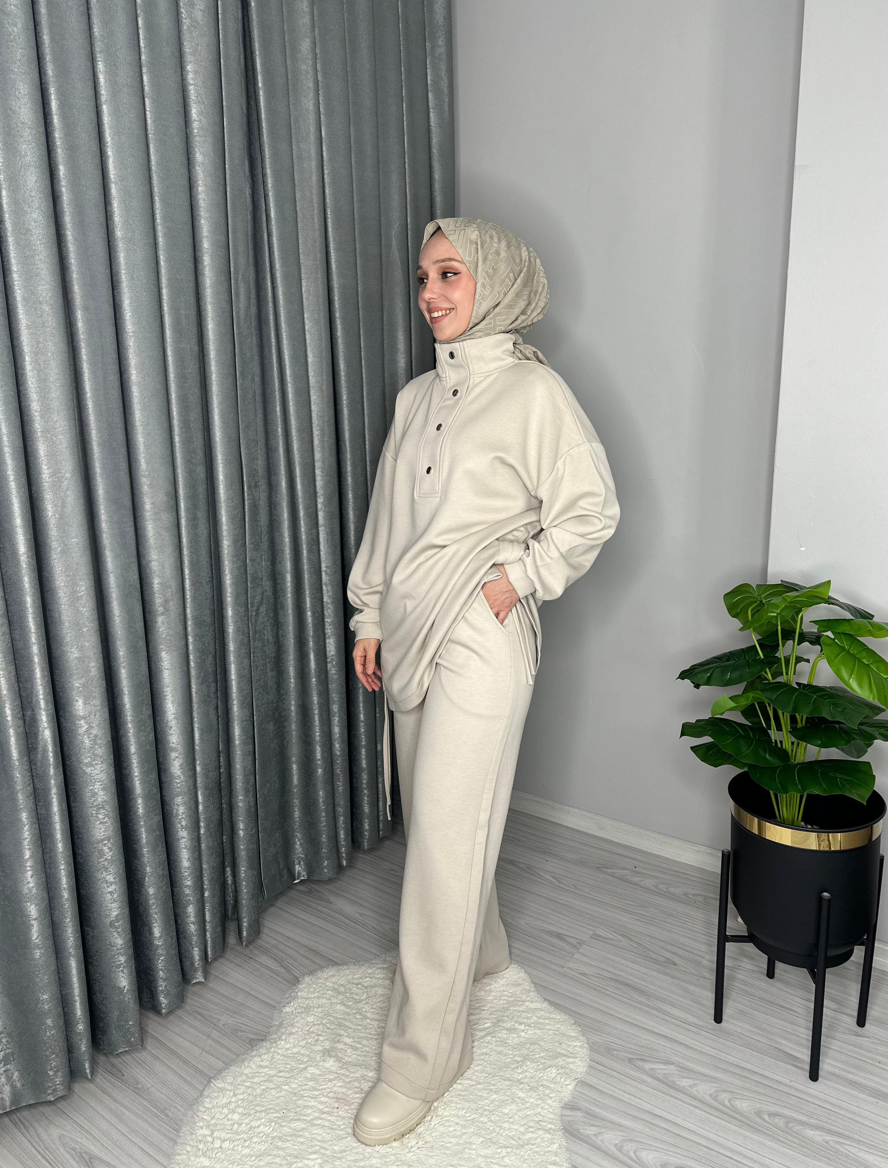 ÇITÇITLI TUNİK TAKIM-TAŞ RENGİ