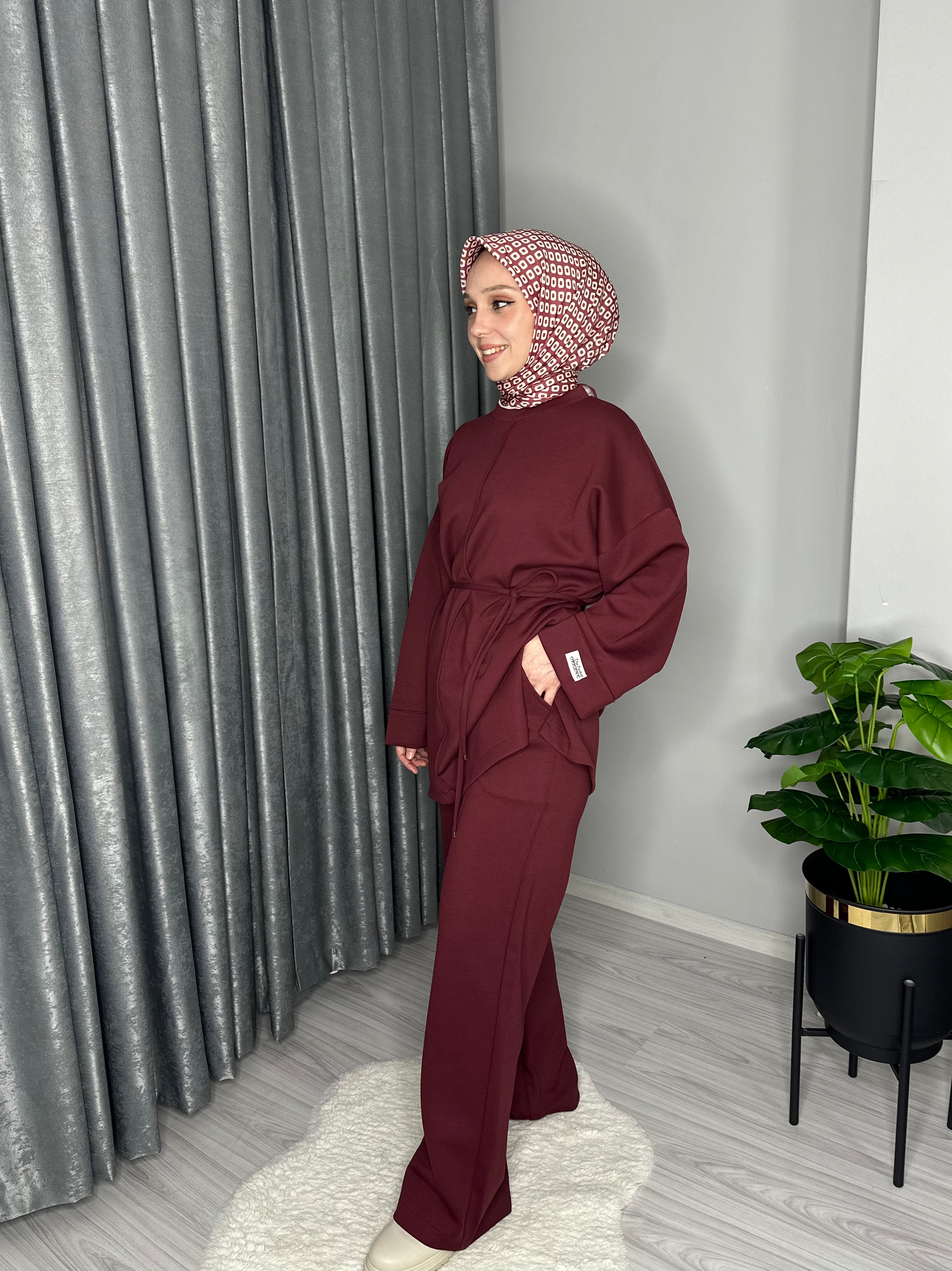 KOL KATLAMALI TUNİK TAKIM-BORDO