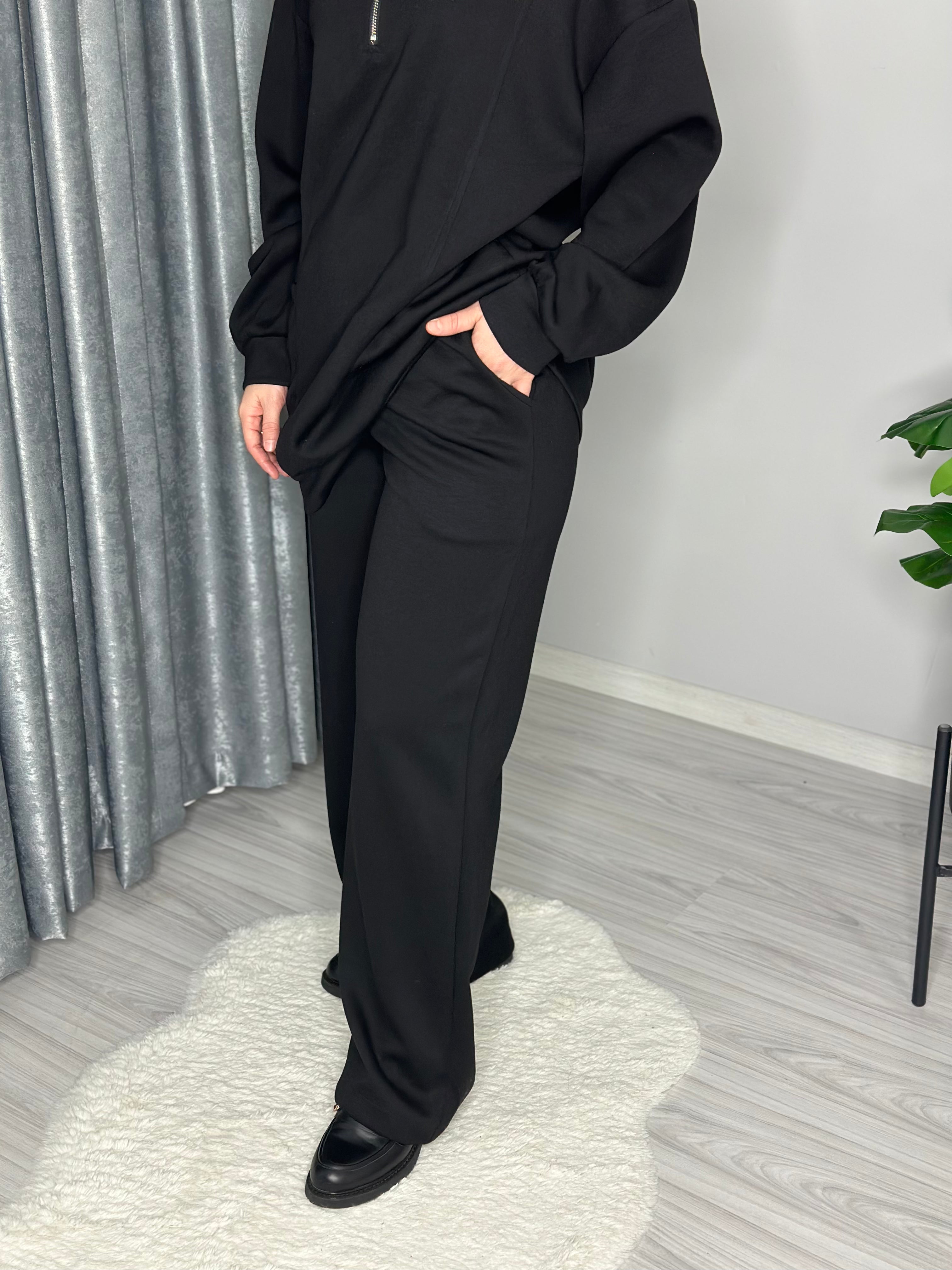 YAKA FERMUARLI CEPLİ TUNİK TAKIM-SİYAH