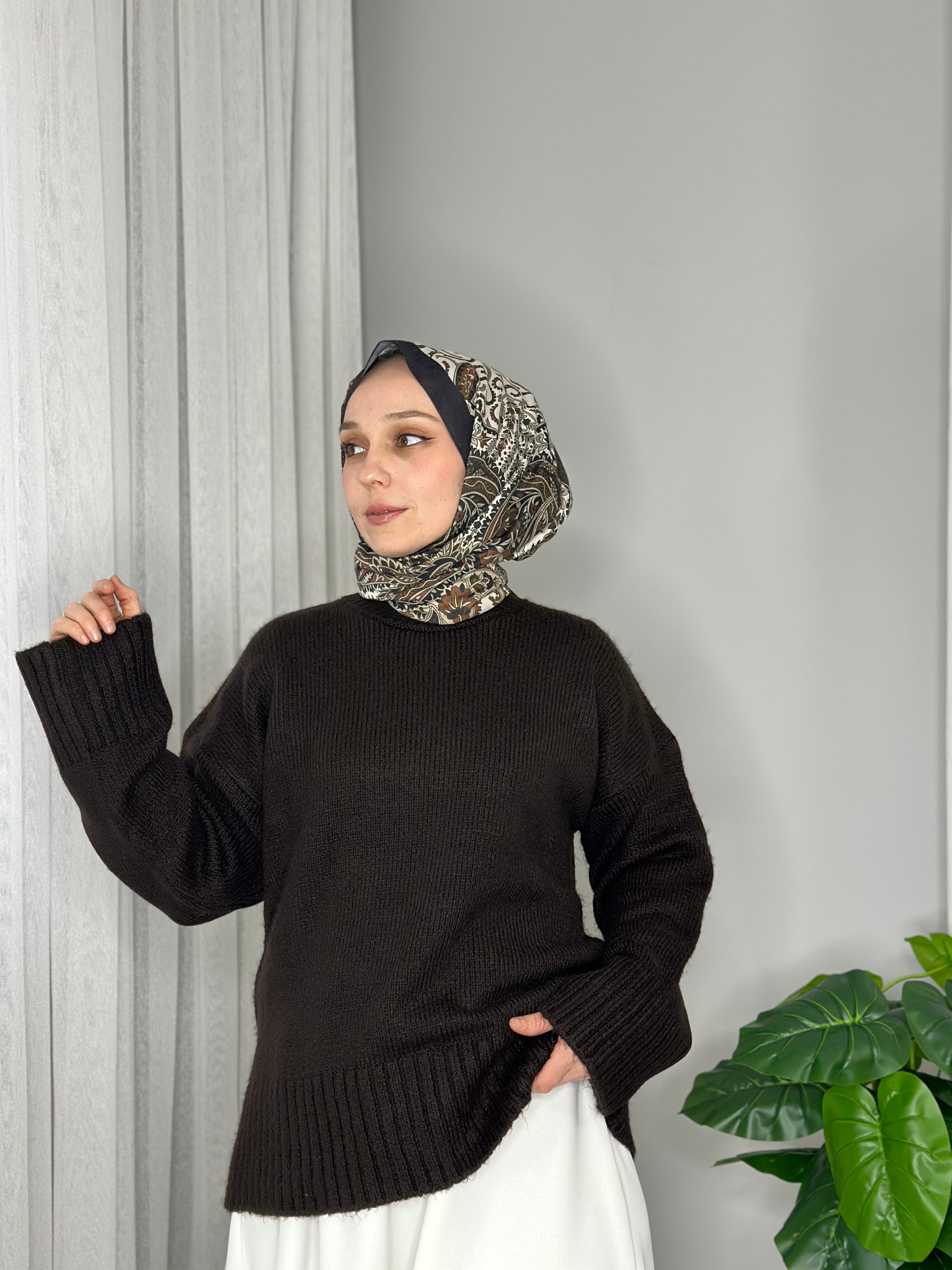 BİSİKLET YAKA KAZAK - ACI KAHVE